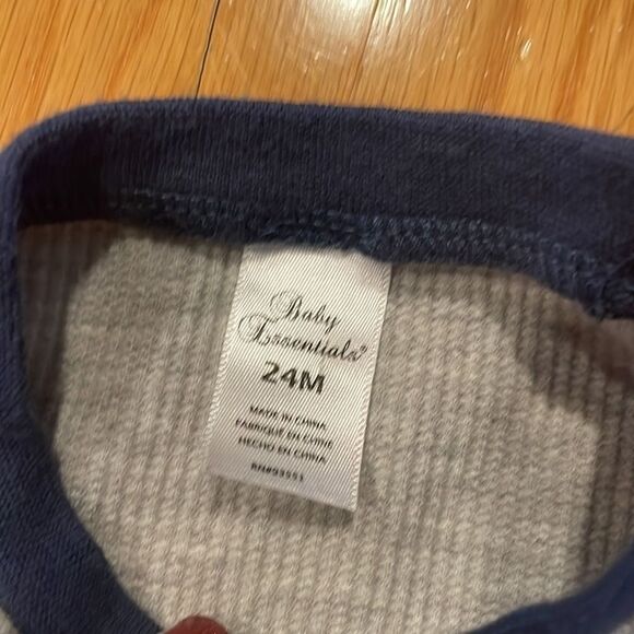 BABY ESSENTIALS bay essentials 24 m good condition - Picture 2 of 2